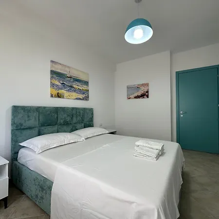 Joni's Twin Apartament Golem (Tirana)